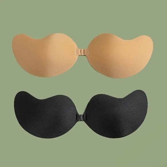 Pair of Invisible Strapless Bras , Self-Adhesive Backless Reusable Push-up Bras - Picture 1 of 10